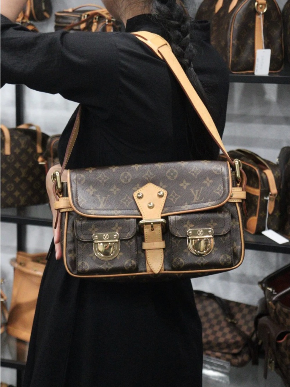 Louis Vuitton Monogram Hudson PM Shoulder Bag Brown Vintage